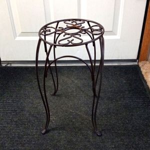 Plant stand